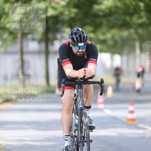 11.08.2024 - GEWOBA Citytriathlon Bremen H.Heesch http://msf.ph/oto/6801302 11.08.2024 12:01:26 Laufen  meine-sportfotos.de