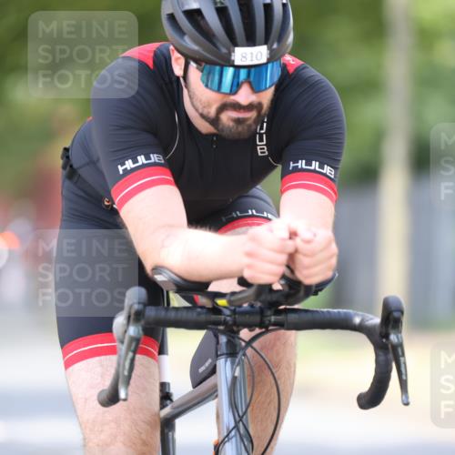 11.08.2024 - GEWOBA Citytriathlon Bremen H.Heesch http://msf.ph/oto/6801333 11.08.2024 12:01:26 Laufen  meine-sportfotos.de