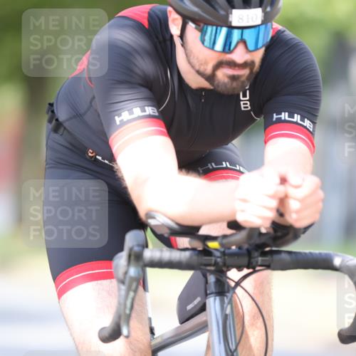 11.08.2024 - GEWOBA Citytriathlon Bremen H.Heesch http://msf.ph/oto/6801337 11.08.2024 12:01:27 Laufen  meine-sportfotos.de