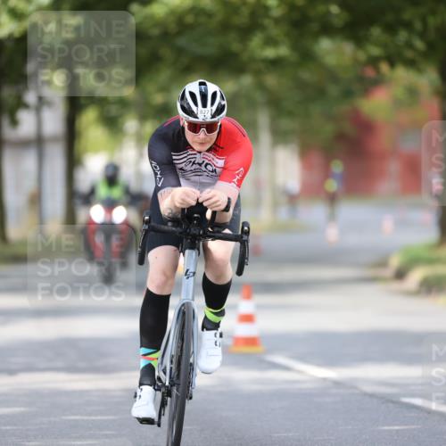 11.08.2024 - GEWOBA Citytriathlon Bremen H.Heesch http://msf.ph/oto/6801369 11.08.2024 12:01:31 Laufen  meine-sportfotos.de