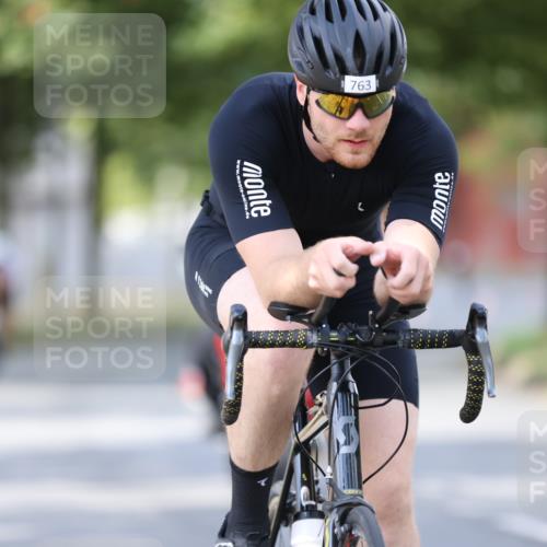 11.08.2024 - GEWOBA Citytriathlon Bremen H.Heesch http://msf.ph/oto/6801421 11.08.2024 12:01:34 Laufen  meine-sportfotos.de