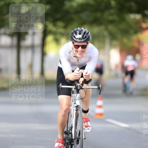11.08.2024 - GEWOBA Citytriathlon Bremen H.Heesch http://msf.ph/oto/6801521 11.08.2024 12:01:48 Laufen  meine-sportfotos.de