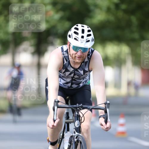 11.08.2024 - GEWOBA Citytriathlon Bremen H.Heesch http://msf.ph/oto/6801557 11.08.2024 12:01:59 Laufen  meine-sportfotos.de