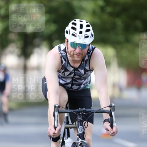 11.08.2024 - GEWOBA Citytriathlon Bremen H.Heesch http://msf.ph/oto/6801560 11.08.2024 12:01:59 Laufen  meine-sportfotos.de