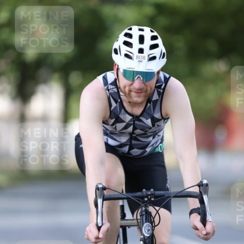 11.08.2024 - GEWOBA Citytriathlon Bremen H.Heesch http://msf.ph/oto/6801564 11.08.2024 12:01:59 Laufen  meine-sportfotos.de