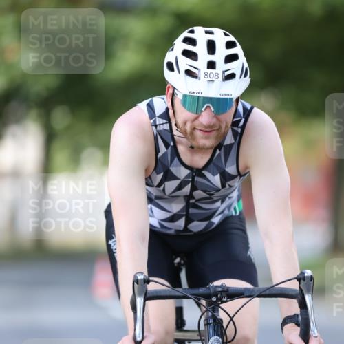 11.08.2024 - GEWOBA Citytriathlon Bremen H.Heesch http://msf.ph/oto/6801568 11.08.2024 12:01:59 Laufen  meine-sportfotos.de