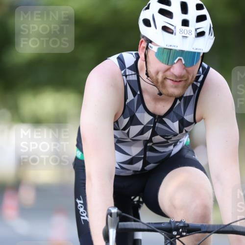 11.08.2024 - GEWOBA Citytriathlon Bremen H.Heesch http://msf.ph/oto/6801573 11.08.2024 12:01:59 Laufen  meine-sportfotos.de