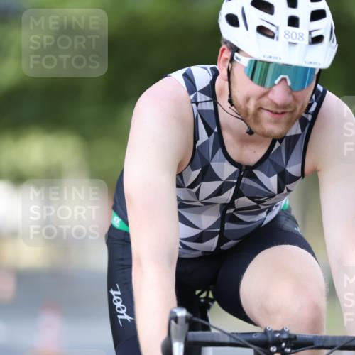 11.08.2024 - GEWOBA Citytriathlon Bremen H.Heesch http://msf.ph/oto/6801575 11.08.2024 12:01:59 Laufen  meine-sportfotos.de