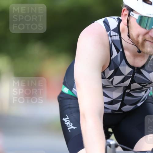 11.08.2024 - GEWOBA Citytriathlon Bremen H.Heesch http://msf.ph/oto/6801579 11.08.2024 12:01:59 Laufen  meine-sportfotos.de