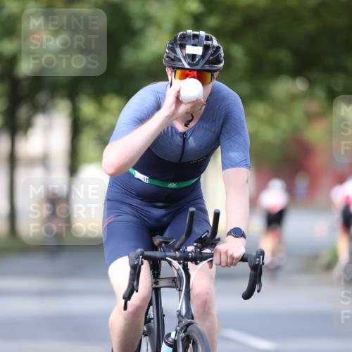11.08.2024 - GEWOBA Citytriathlon Bremen H.Heesch http://msf.ph/oto/6801602 11.08.2024 12:02:02 Laufen  meine-sportfotos.de