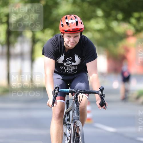 11.08.2024 - GEWOBA Citytriathlon Bremen H.Heesch http://msf.ph/oto/6801720 11.08.2024 12:02:13 Laufen  meine-sportfotos.de