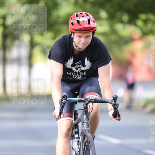 11.08.2024 - GEWOBA Citytriathlon Bremen H.Heesch http://msf.ph/oto/6801722 11.08.2024 12:02:13 Laufen  meine-sportfotos.de