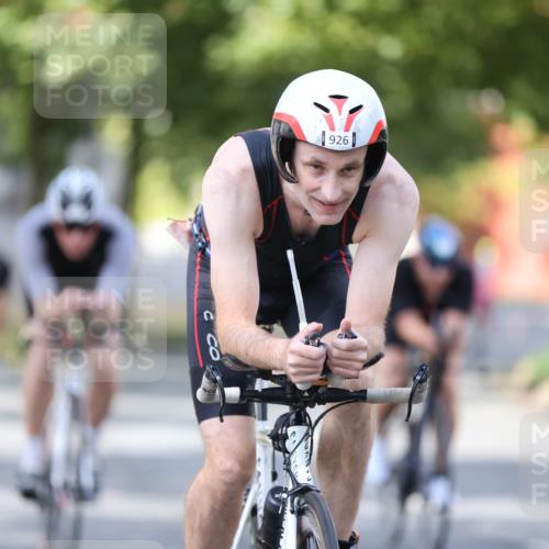 11.08.2024 - GEWOBA Citytriathlon Bremen H.Heesch http://msf.ph/oto/6801748 11.08.2024 12:02:23 Laufen  meine-sportfotos.de