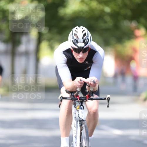 11.08.2024 - GEWOBA Citytriathlon Bremen H.Heesch http://msf.ph/oto/6801756 11.08.2024 12:02:23 Laufen  meine-sportfotos.de