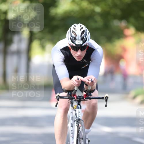 11.08.2024 - GEWOBA Citytriathlon Bremen H.Heesch http://msf.ph/oto/6801758 11.08.2024 12:02:23 Laufen  meine-sportfotos.de
