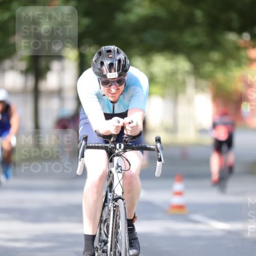 11.08.2024 - GEWOBA Citytriathlon Bremen H.Heesch http://msf.ph/oto/6801785 11.08.2024 12:02:31 Laufen  meine-sportfotos.de