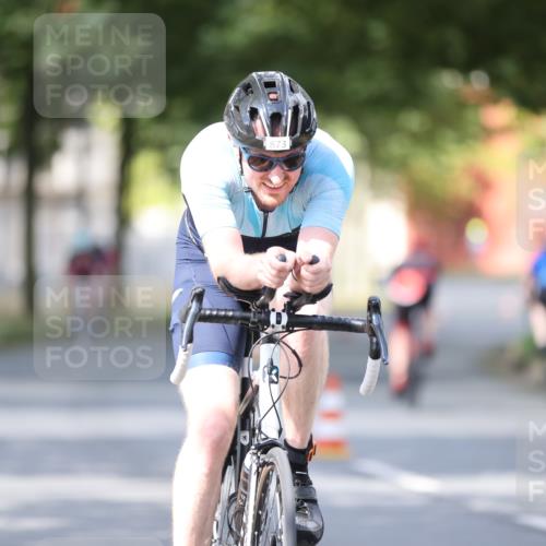 11.08.2024 - GEWOBA Citytriathlon Bremen H.Heesch http://msf.ph/oto/6801791 11.08.2024 12:02:31 Laufen  meine-sportfotos.de