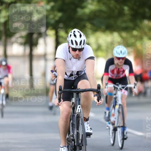 11.08.2024 - GEWOBA Citytriathlon Bremen H.Heesch http://msf.ph/oto/6801826 11.08.2024 12:02:35 Laufen  meine-sportfotos.de