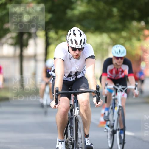 11.08.2024 - GEWOBA Citytriathlon Bremen H.Heesch http://msf.ph/oto/6801829 11.08.2024 12:02:35 Laufen  meine-sportfotos.de