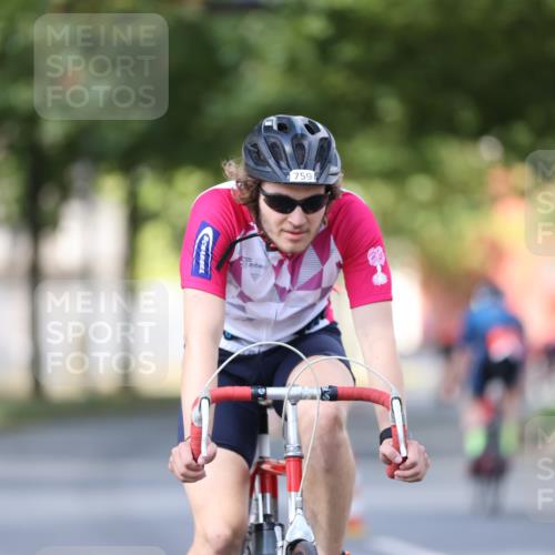 11.08.2024 - GEWOBA Citytriathlon Bremen H.Heesch http://msf.ph/oto/6801864 11.08.2024 12:02:37 Laufen  meine-sportfotos.de
