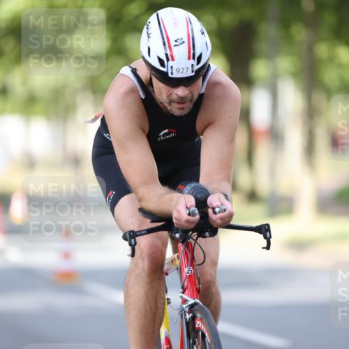 11.08.2024 - GEWOBA Citytriathlon Bremen H.Heesch http://msf.ph/oto/6801919 11.08.2024 12:02:50 Laufen  meine-sportfotos.de