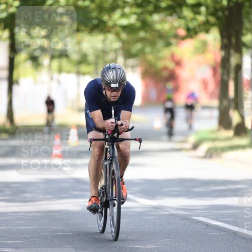 11.08.2024 - GEWOBA Citytriathlon Bremen H.Heesch http://msf.ph/oto/6801937 11.08.2024 12:02:53 Laufen  meine-sportfotos.de