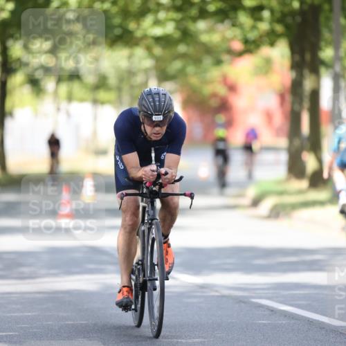 11.08.2024 - GEWOBA Citytriathlon Bremen H.Heesch http://msf.ph/oto/6801940 11.08.2024 12:02:53 Laufen  meine-sportfotos.de