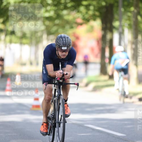 11.08.2024 - GEWOBA Citytriathlon Bremen H.Heesch http://msf.ph/oto/6801946 11.08.2024 12:02:53 Laufen  meine-sportfotos.de