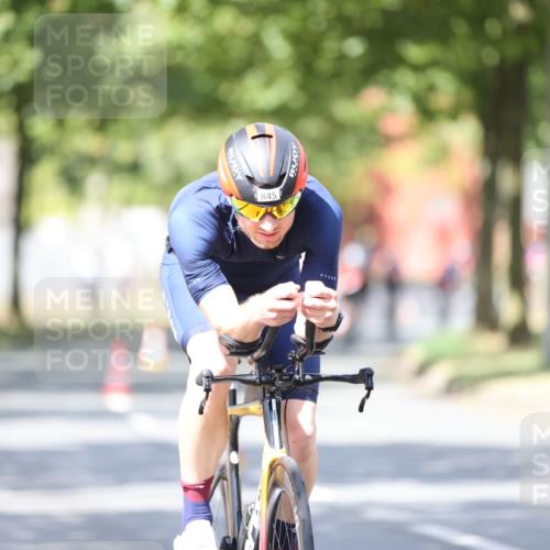 11.08.2024 - GEWOBA Citytriathlon Bremen H.Heesch http://msf.ph/oto/6801970 11.08.2024 12:02:59 Laufen  meine-sportfotos.de