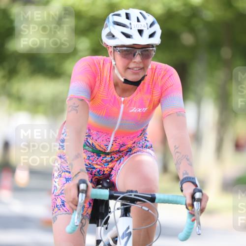 11.08.2024 - GEWOBA Citytriathlon Bremen H.Heesch http://msf.ph/oto/6802061 11.08.2024 12:03:14 Laufen  meine-sportfotos.de