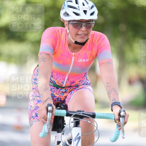 11.08.2024 - GEWOBA Citytriathlon Bremen H.Heesch http://msf.ph/oto/6802063 11.08.2024 12:03:14 Laufen  meine-sportfotos.de