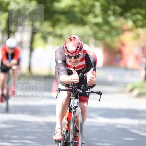 11.08.2024 - GEWOBA Citytriathlon Bremen H.Heesch http://msf.ph/oto/6802088 11.08.2024 12:03:16 Laufen  meine-sportfotos.de