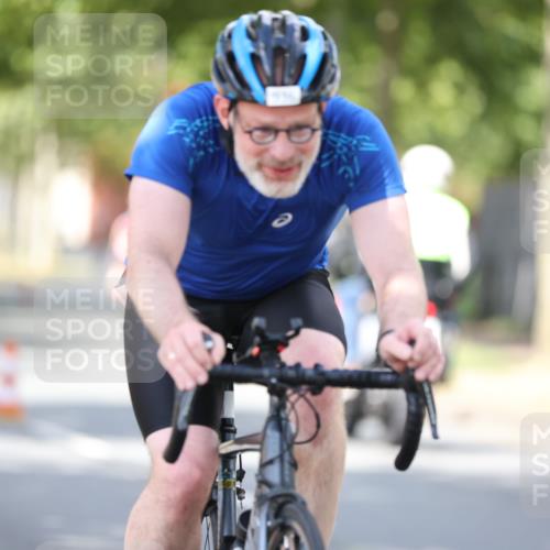 11.08.2024 - GEWOBA Citytriathlon Bremen H.Heesch http://msf.ph/oto/6802184 11.08.2024 12:03:22 Laufen  meine-sportfotos.de