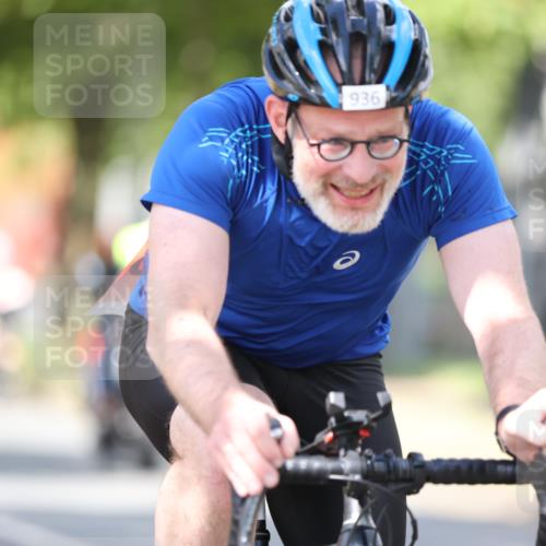 11.08.2024 - GEWOBA Citytriathlon Bremen H.Heesch http://msf.ph/oto/6802191 11.08.2024 12:03:22 Laufen  meine-sportfotos.de