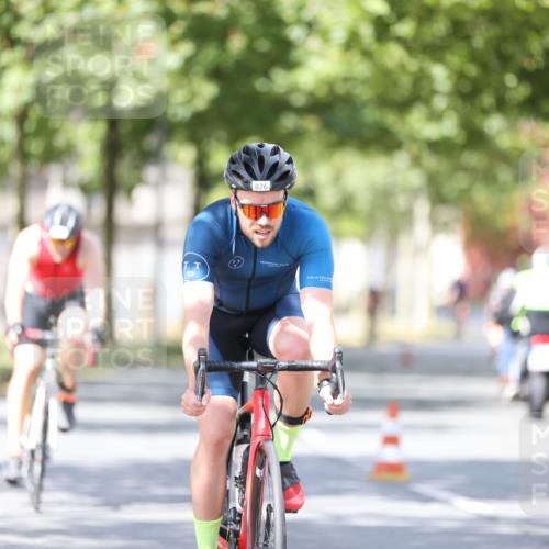 11.08.2024 - GEWOBA Citytriathlon Bremen H.Heesch http://msf.ph/oto/6802207 11.08.2024 12:03:24 Laufen  meine-sportfotos.de