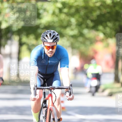 11.08.2024 - GEWOBA Citytriathlon Bremen H.Heesch http://msf.ph/oto/6802214 11.08.2024 12:03:24 Laufen  meine-sportfotos.de