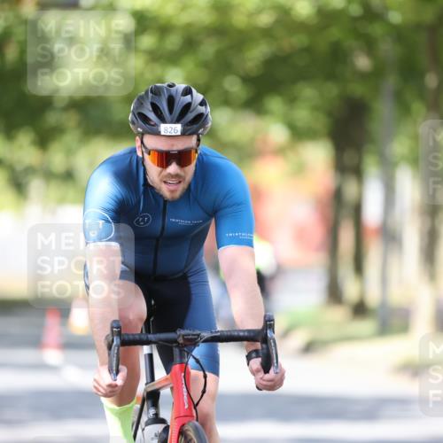 11.08.2024 - GEWOBA Citytriathlon Bremen H.Heesch http://msf.ph/oto/6802222 11.08.2024 12:03:24 Laufen  meine-sportfotos.de