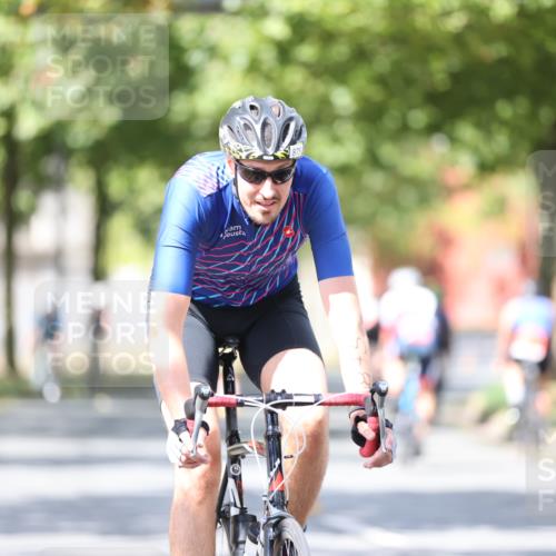 11.08.2024 - GEWOBA Citytriathlon Bremen H.Heesch http://msf.ph/oto/6802315 11.08.2024 12:03:35 Laufen  meine-sportfotos.de