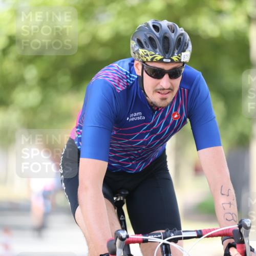 11.08.2024 - GEWOBA Citytriathlon Bremen H.Heesch http://msf.ph/oto/6802330 11.08.2024 12:03:35 Laufen  meine-sportfotos.de