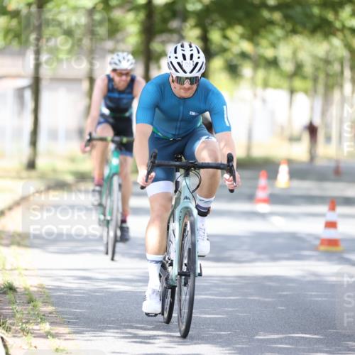 11.08.2024 - GEWOBA Citytriathlon Bremen H.Heesch http://msf.ph/oto/6802367 11.08.2024 12:03:40 Laufen  meine-sportfotos.de