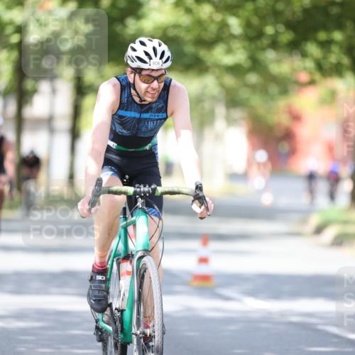 11.08.2024 - GEWOBA Citytriathlon Bremen H.Heesch http://msf.ph/oto/6802389 11.08.2024 12:03:41 Laufen  meine-sportfotos.de