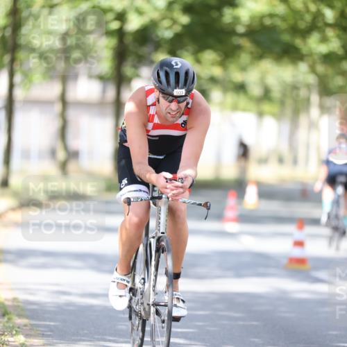 11.08.2024 - GEWOBA Citytriathlon Bremen H.Heesch http://msf.ph/oto/6802485 11.08.2024 12:03:48 Laufen  meine-sportfotos.de