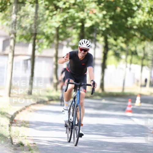 11.08.2024 - GEWOBA Citytriathlon Bremen H.Heesch http://msf.ph/oto/6802525 11.08.2024 12:03:52 Laufen  meine-sportfotos.de