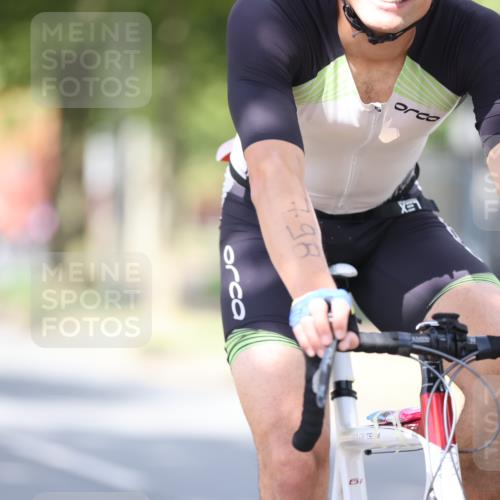 11.08.2024 - GEWOBA Citytriathlon Bremen H.Heesch http://msf.ph/oto/6802627 11.08.2024 12:03:56 Laufen  meine-sportfotos.de