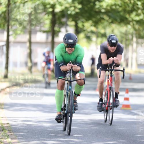 11.08.2024 - GEWOBA Citytriathlon Bremen H.Heesch http://msf.ph/oto/6802740 11.08.2024 12:04:17 Laufen  meine-sportfotos.de