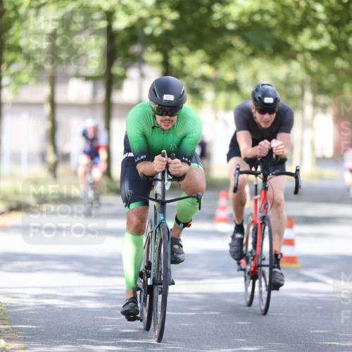 11.08.2024 - GEWOBA Citytriathlon Bremen H.Heesch http://msf.ph/oto/6802745 11.08.2024 12:04:17 Laufen  meine-sportfotos.de