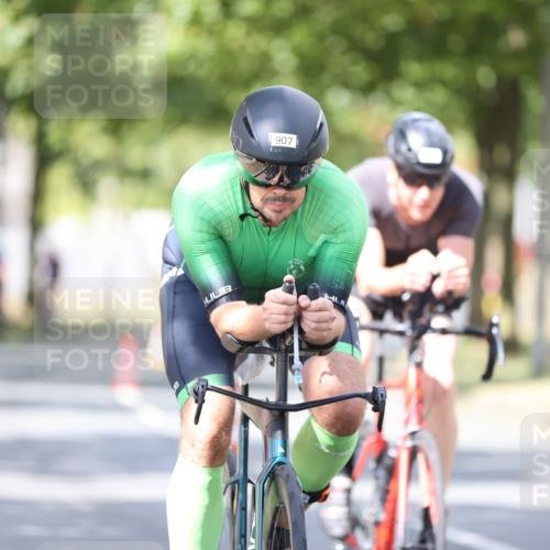 11.08.2024 - GEWOBA Citytriathlon Bremen H.Heesch http://msf.ph/oto/6802759 11.08.2024 12:04:17 Laufen  meine-sportfotos.de