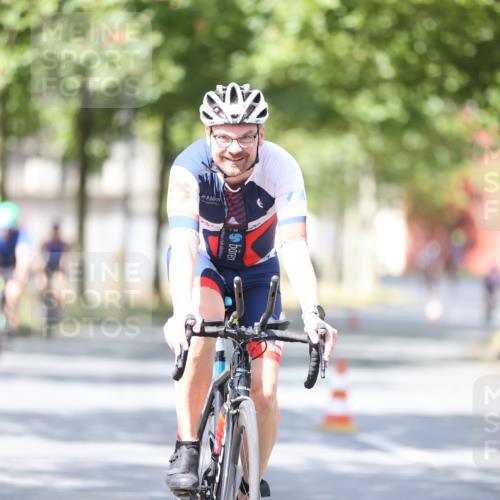 11.08.2024 - GEWOBA Citytriathlon Bremen H.Heesch http://msf.ph/oto/6802779 11.08.2024 12:04:20 Laufen  meine-sportfotos.de