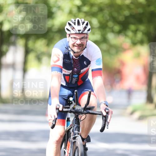 11.08.2024 - GEWOBA Citytriathlon Bremen H.Heesch http://msf.ph/oto/6802787 11.08.2024 12:04:20 Laufen  meine-sportfotos.de