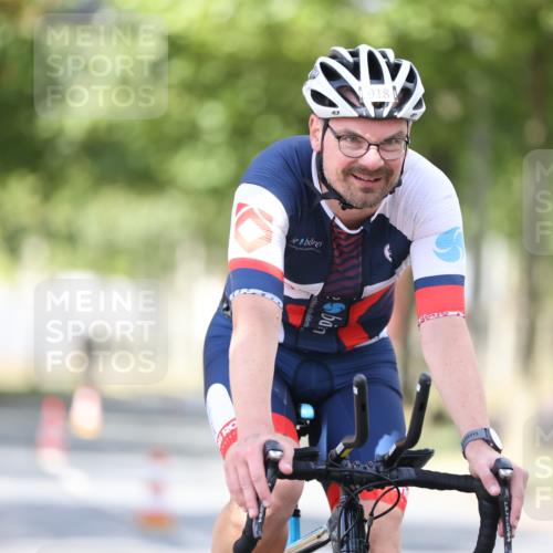 11.08.2024 - GEWOBA Citytriathlon Bremen H.Heesch http://msf.ph/oto/6802797 11.08.2024 12:04:20 Laufen  meine-sportfotos.de